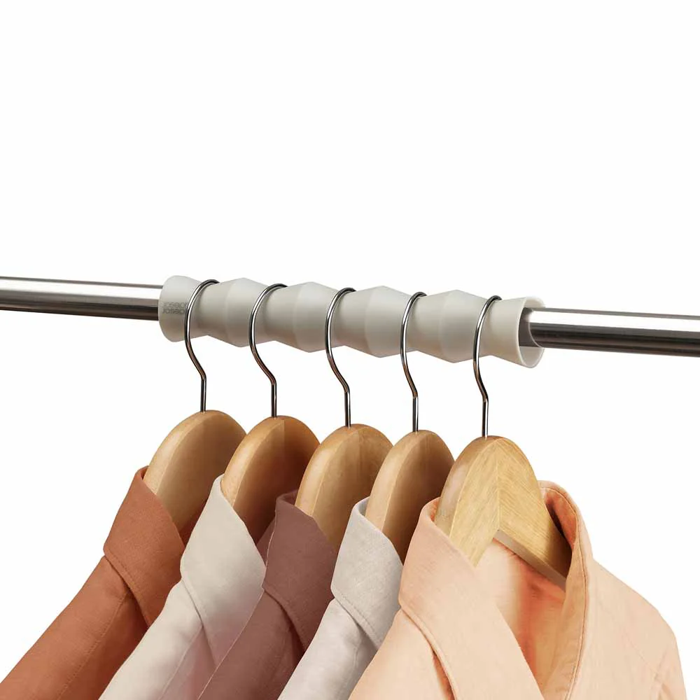 סט 2 מתקני פלסטיק לארון לארגון חולצות ORDERLY - Image 8
