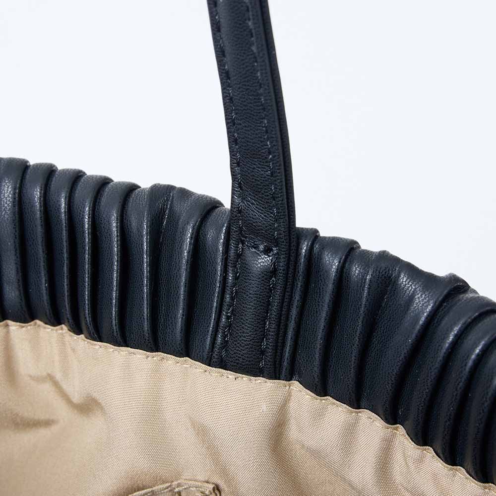 תיק צד TOTE PLEATS שחור 0202 - Image 7